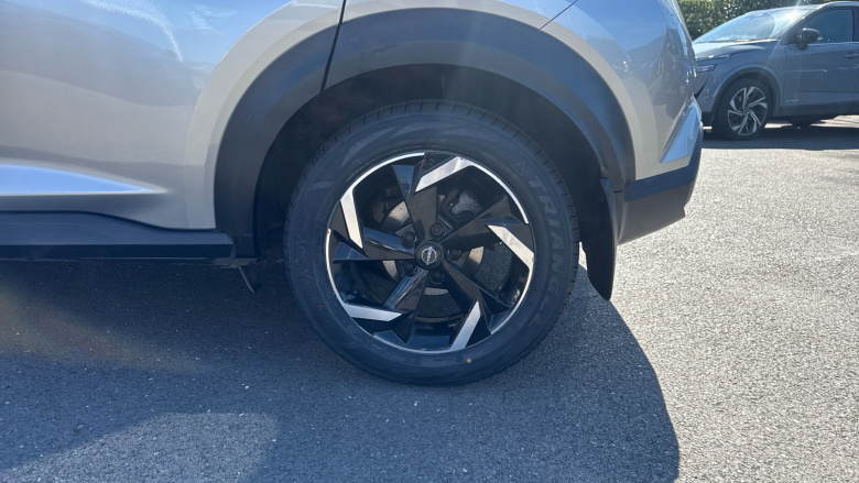 Nissan Juke 1.6 Hybrid N-Connecta 5dr Auto Hybrid Hatchback